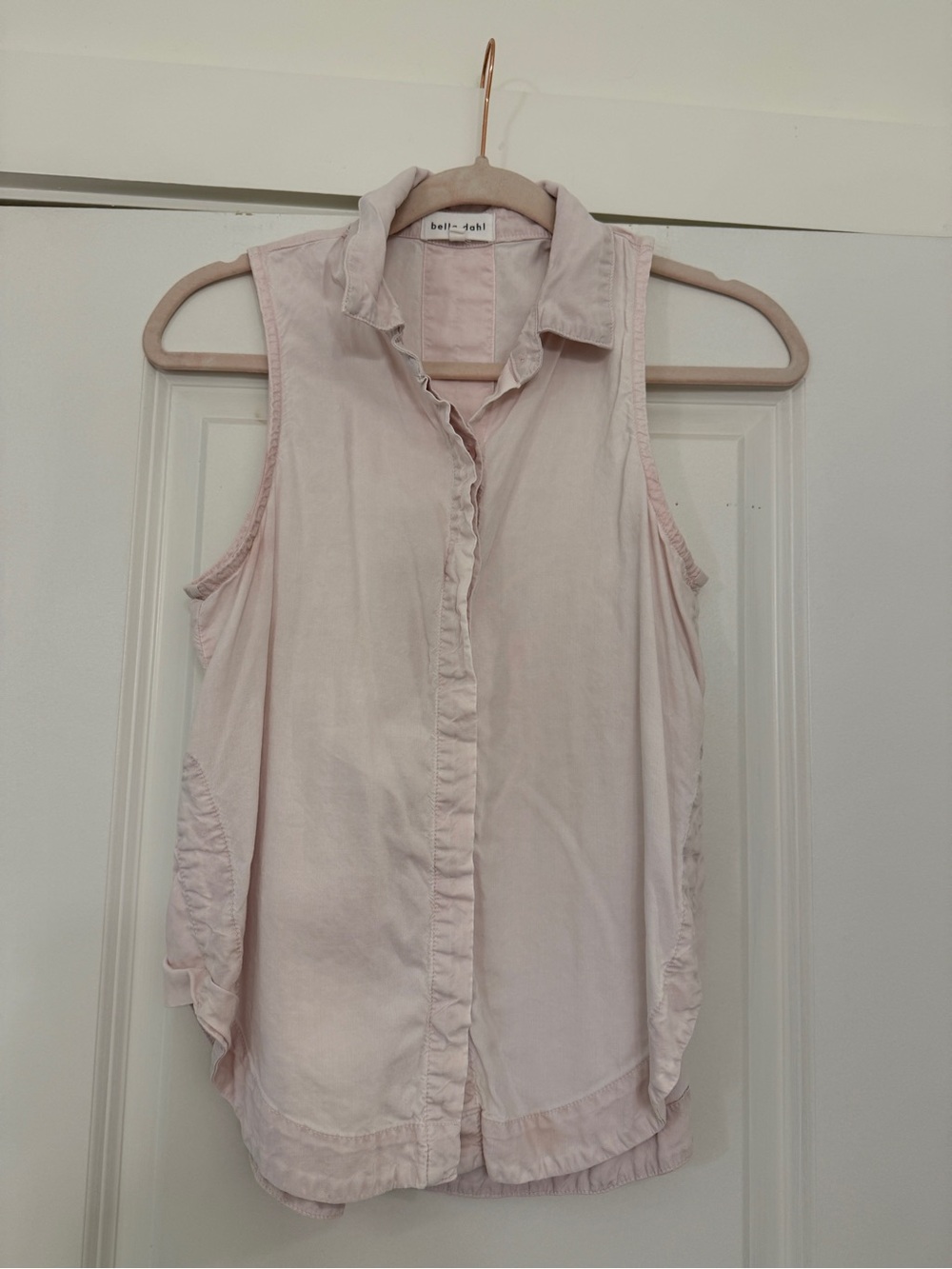 Sleeveless Button-Front Top in Light Pink
